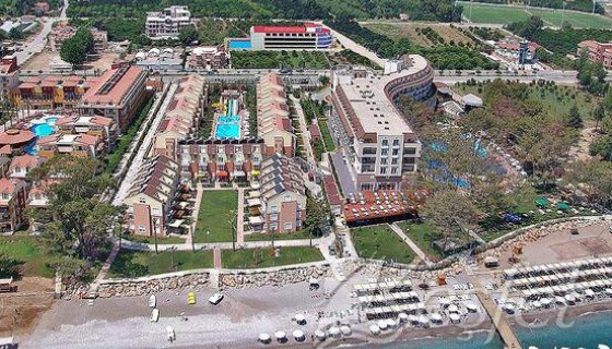 Antalya Kemer'de Satılık Otel